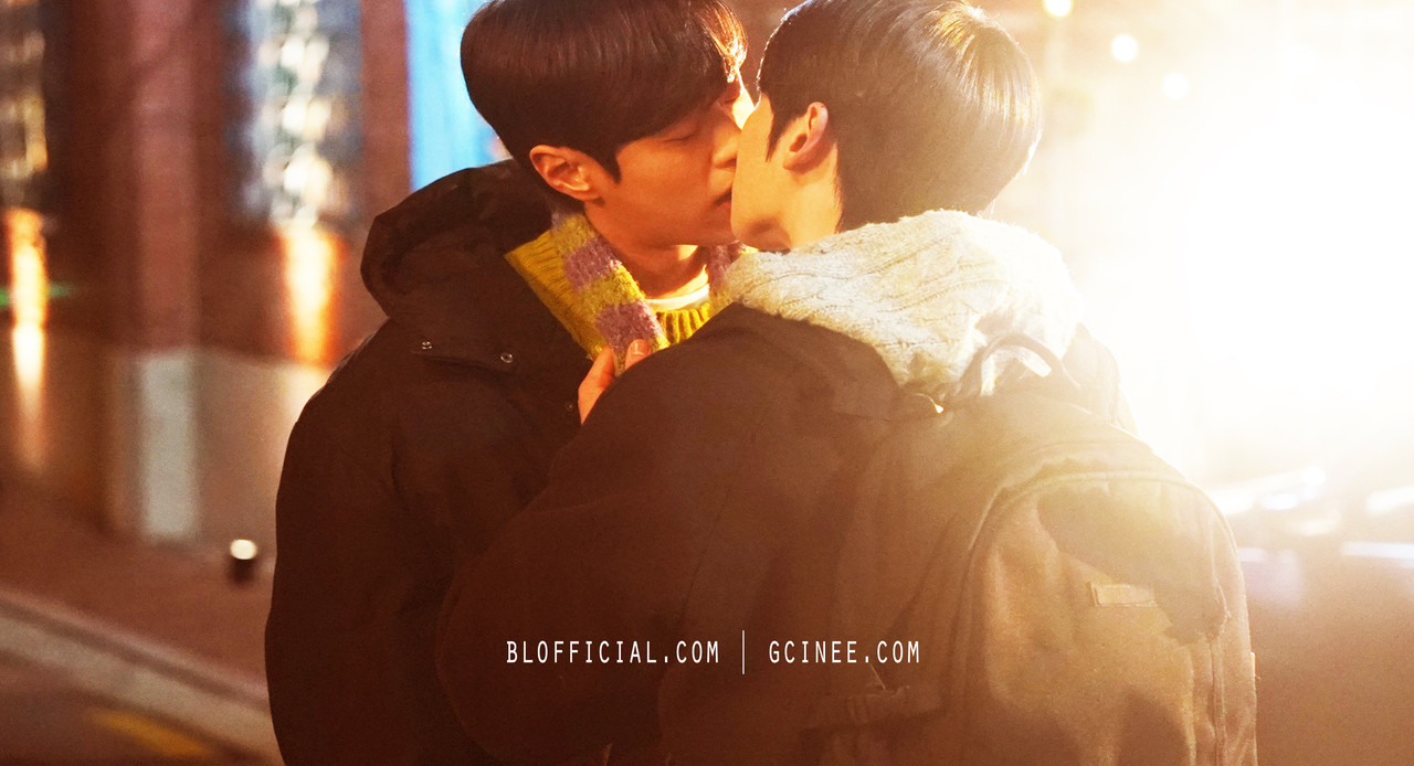 No-Dating-at-Boarding-School-2