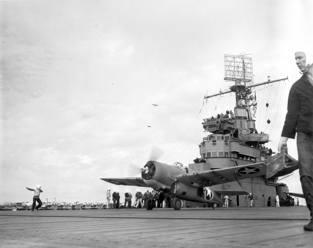 23 grum 677 F4F-4, USS Ranger, N Africa, 11.1942