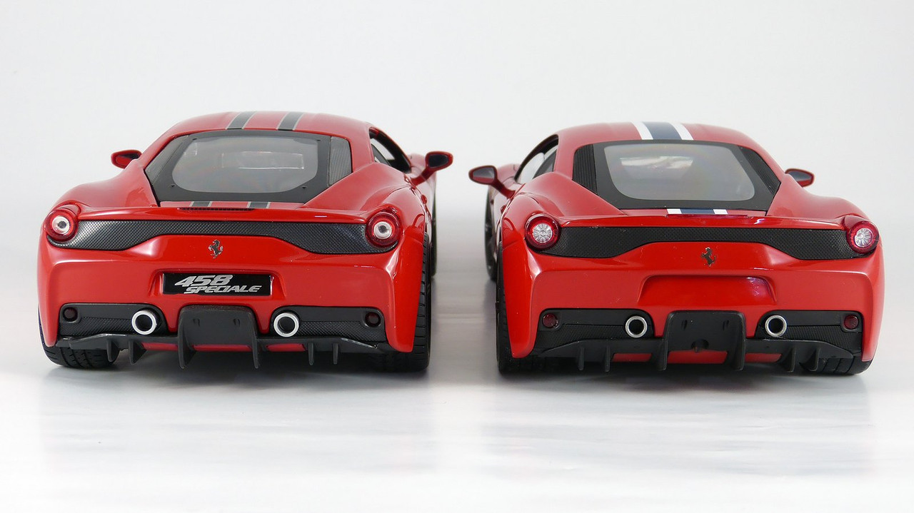 1:18 Ferrari 458 Speciale - Bburago Signature & Hot Wheels