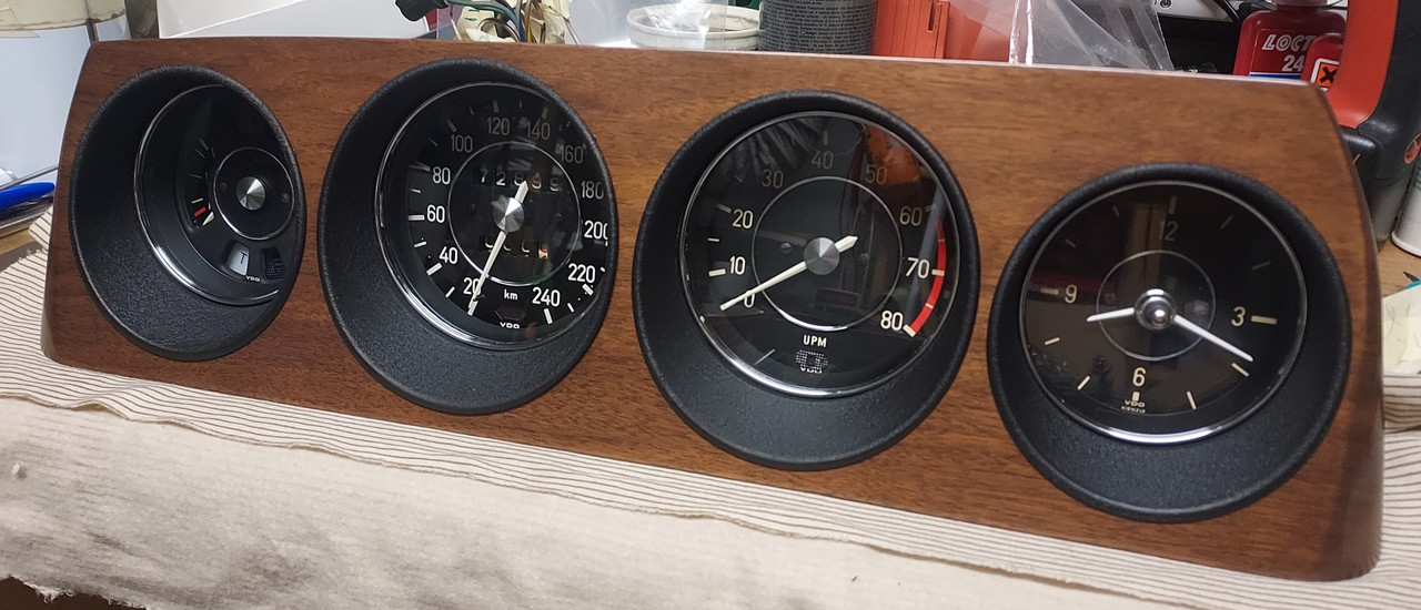 16921082-8B2D-4542-A59D-DDF374E1A1CF