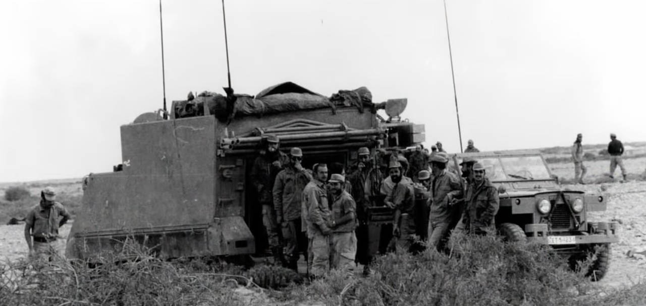 Tropas españolas en El Aaiún, 1975