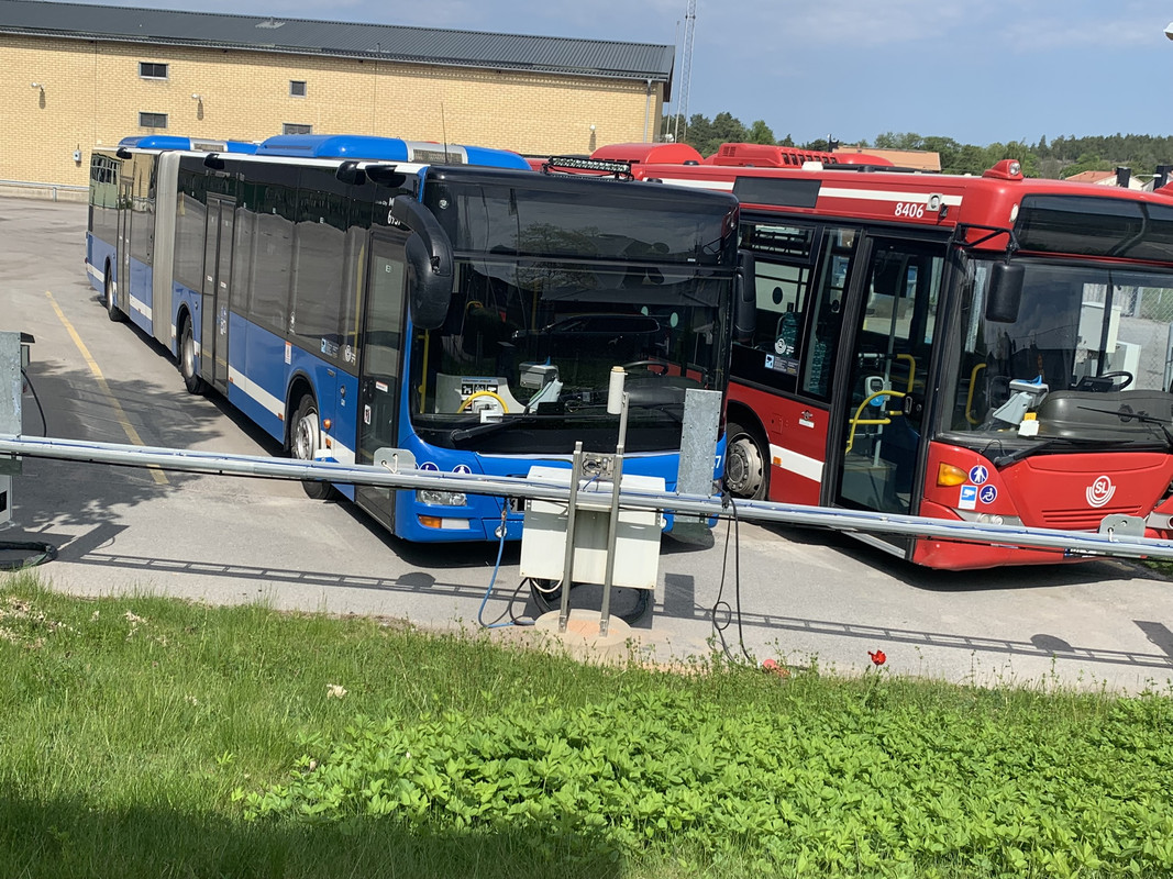 752204F2-110A-495B-90C5-724F2D2A3B57