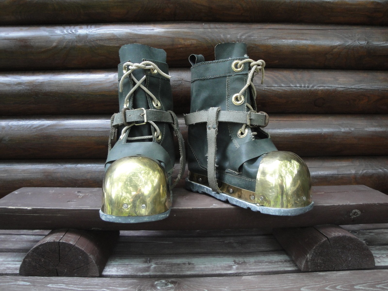 2. галоши ВГУ  80х годов