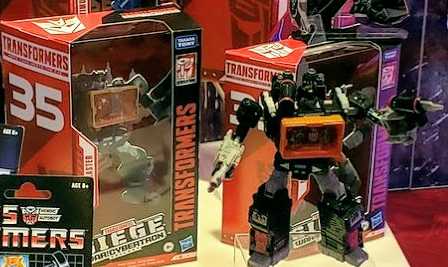 35-Anniversary-Soundblaster-Box-Layout-02