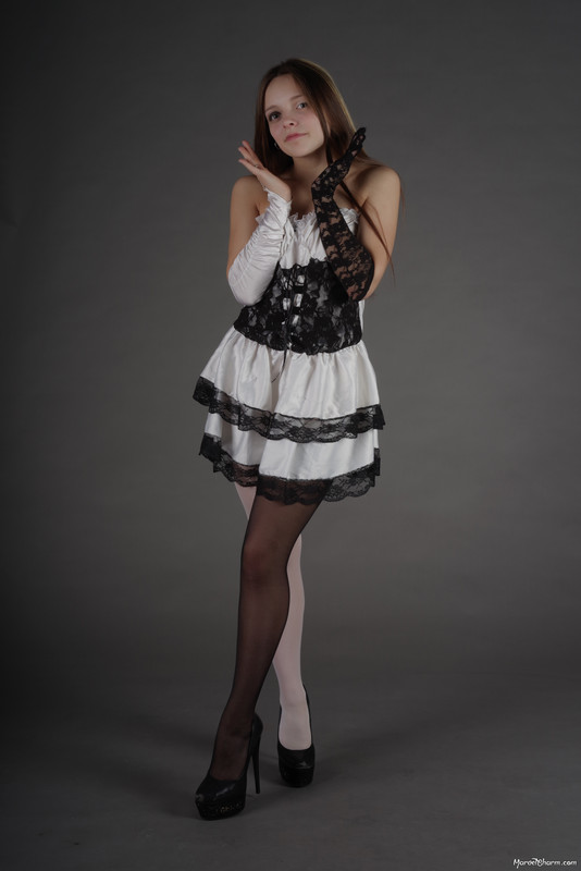 MarvelCharm_Nika-Light-Dark-088