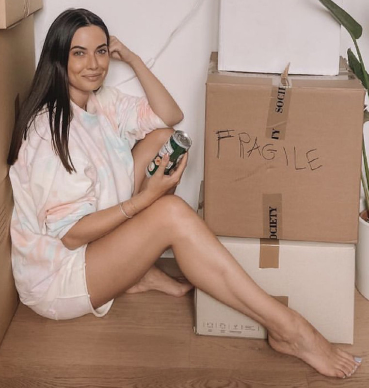 7D3DE44A-1AE2-4D0D-9520-95751F6C4ED9