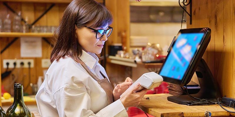 4 Things A POS System Can Do For Your Establishment