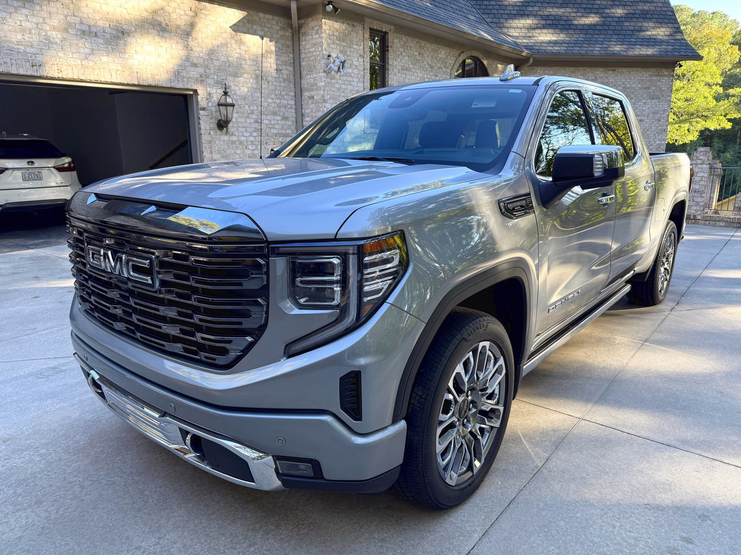 2023 GMC Sierra 1500 Crew Cab Denali Ultimate