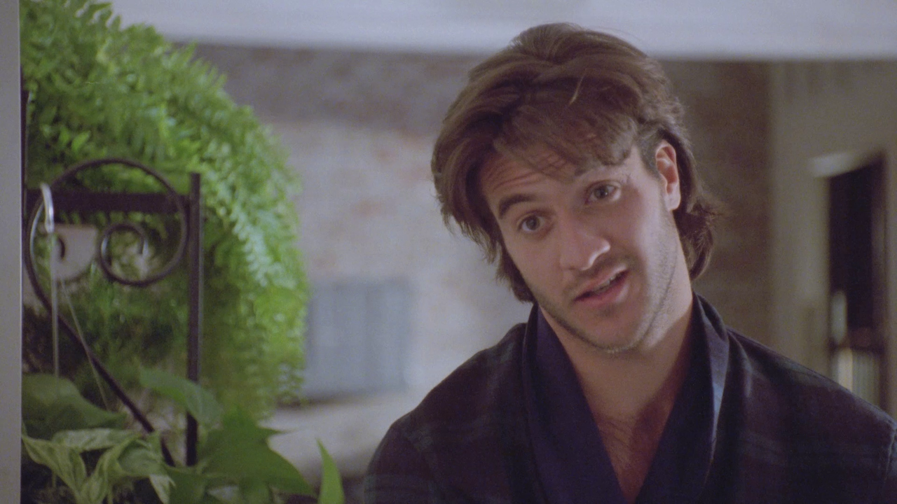 Амитивилль 7.Новое поколение.1993.BDRemux.1080p.mkv_20221230_232820.093