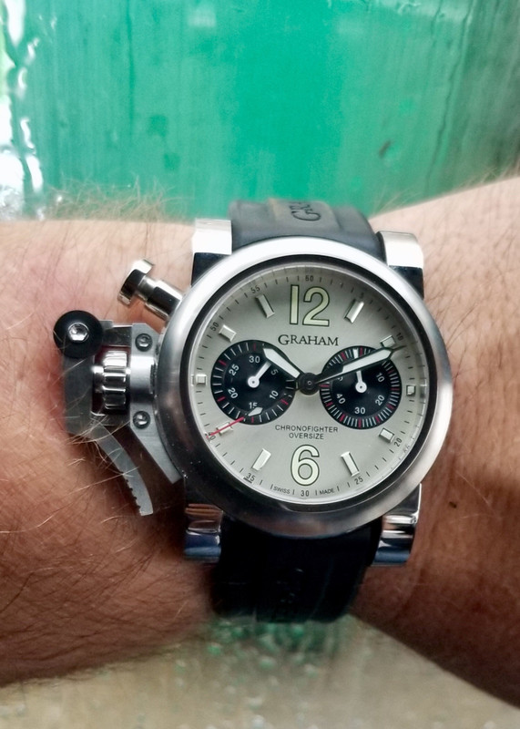 FB503BDC-2820-43F0-86EB-0AC033584DF0