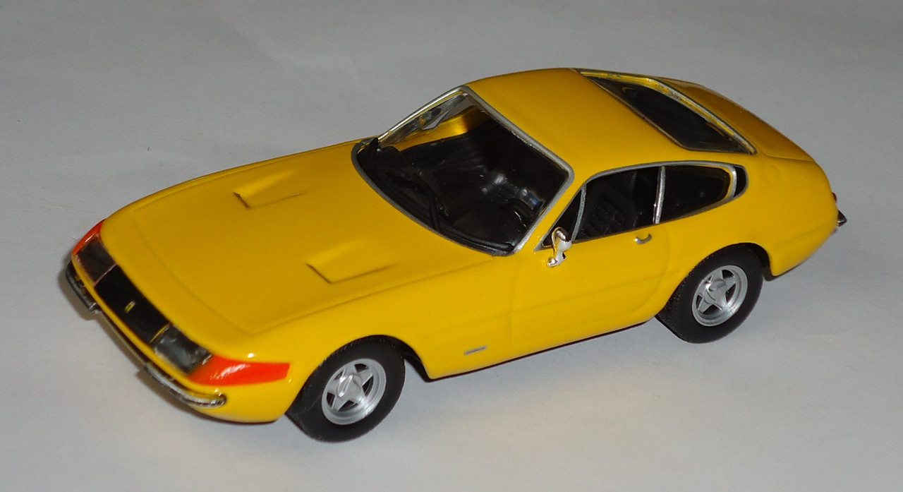 Ferrari-365GTB4 Daytona1