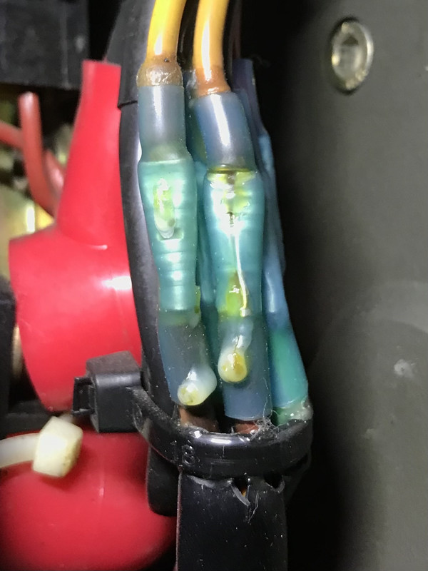 05BBBFA3-9D1F-4884-8F71-6B78339703F4