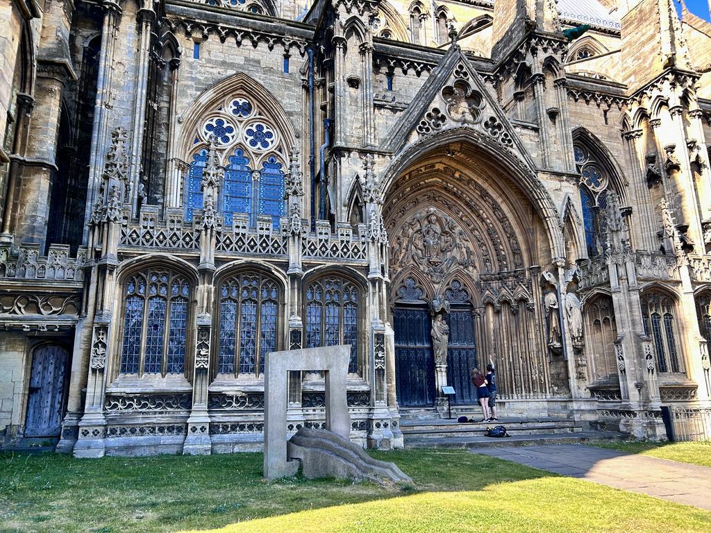 Пёстрая лента. Путешествие по сельским дорогам Англии в мае 2025 г.