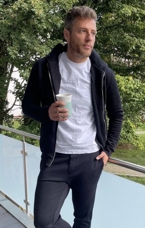 7E6F44DD-AD46-4E23-AC0B-27577AB5C1AA