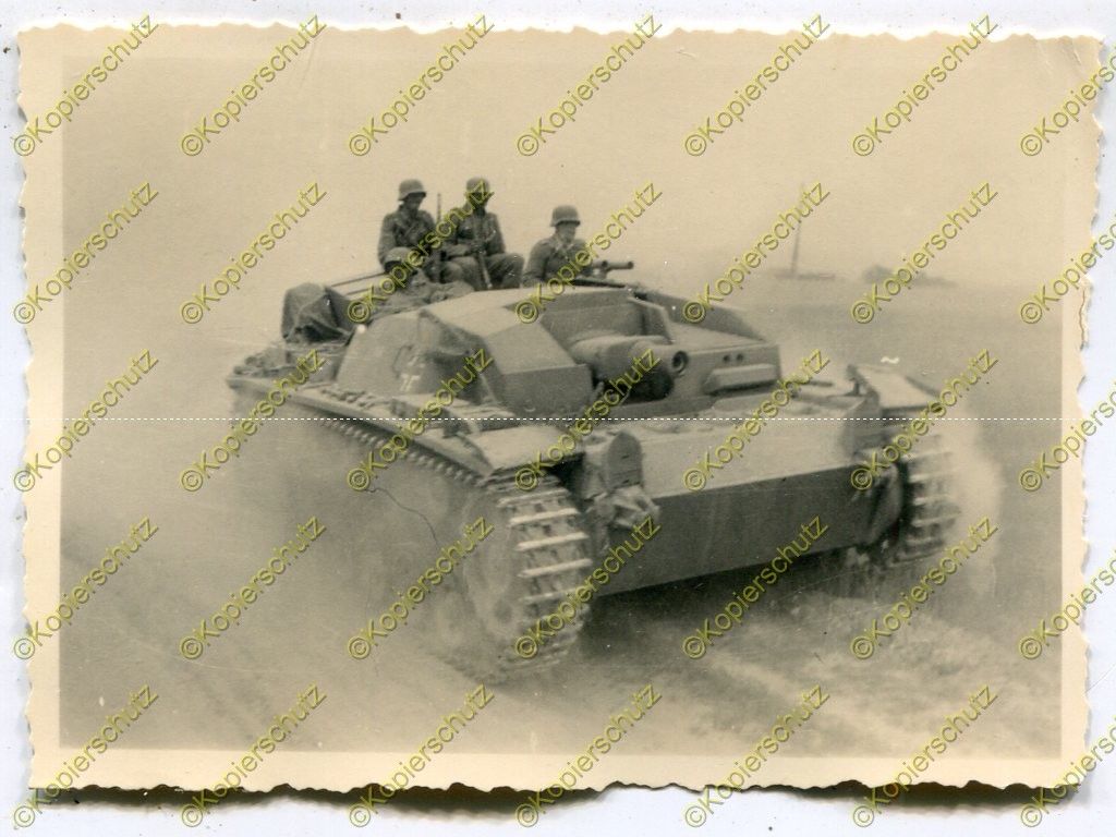 Foto, Wehrmacht, Stug, Sturmgeschütz auf Vormarsch in Russland