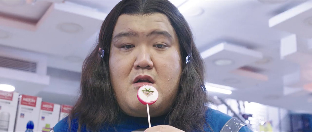 Sumo 2025 WebRip [Tamil] 480p 720p ESub Screenshot