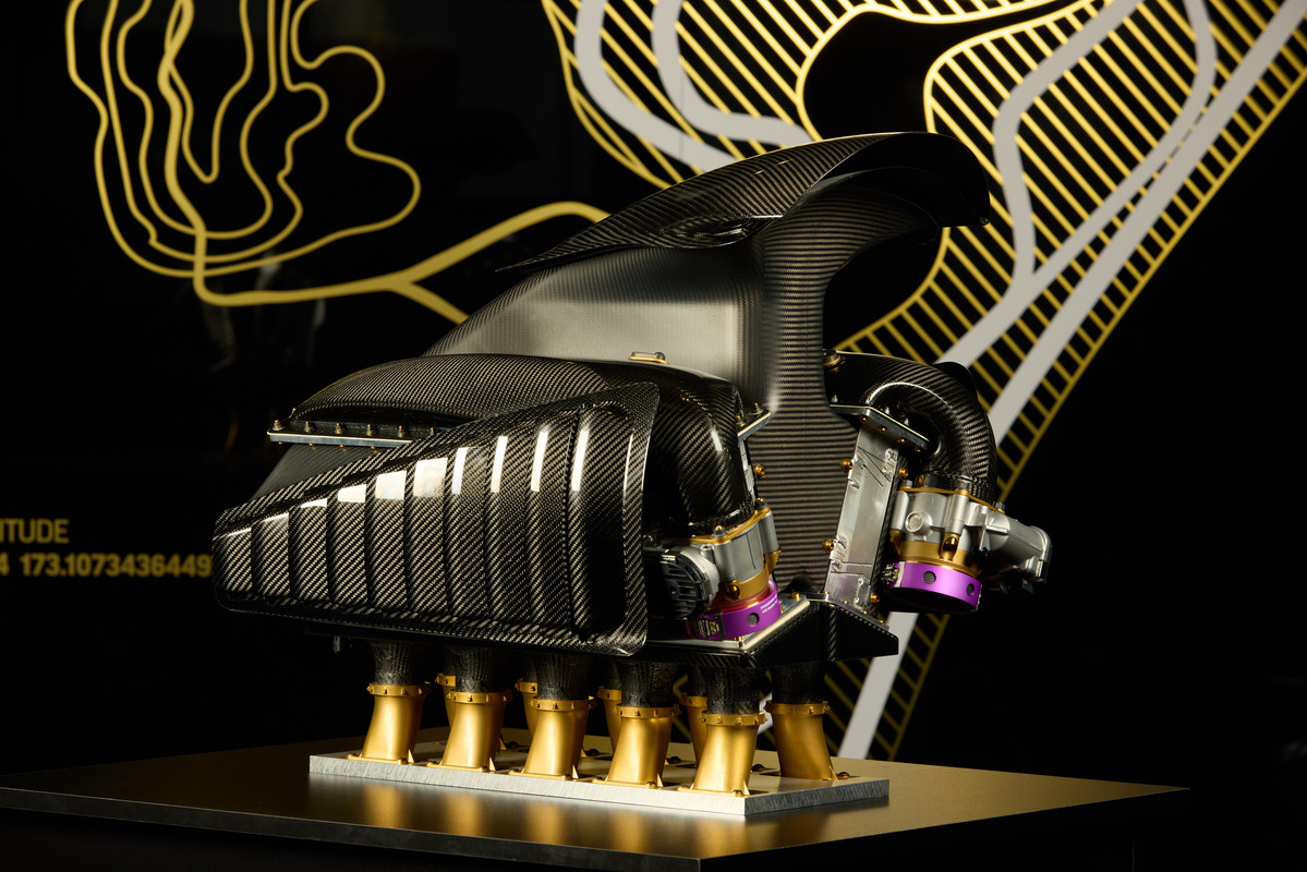 Rodin_Cars_officially_announce_1200_HP_sub-700kg_track_hypercar_the_FZERO_is_coming_in_2023(30)