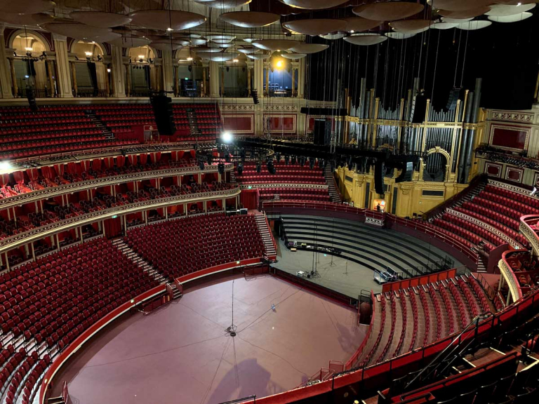[Bild: Royal-Albert-Hall-Angle-Hanger-Hill-Reco...68x576.jpg]
