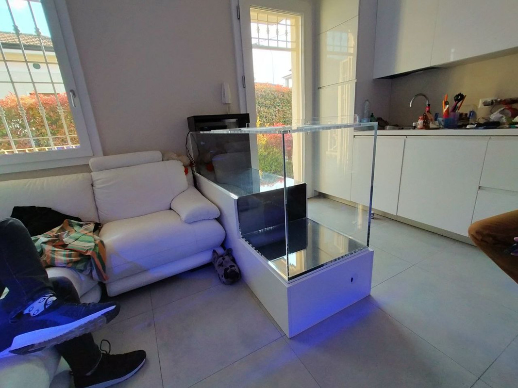 7EA49FCA-E82A-438C-BB79-5EF0A53373C4