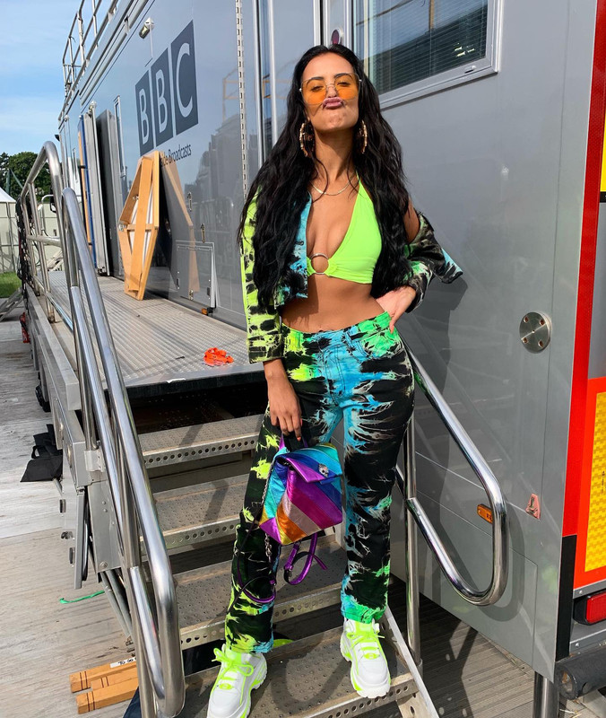 [Image: D7-Zyx-Gf-Wk-AAfats.jpg]