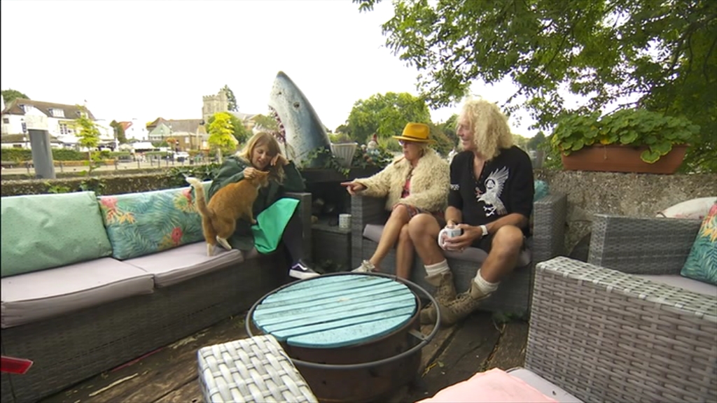 BBC London News_20220923_18301900.ts_snapshot_24.54.736
