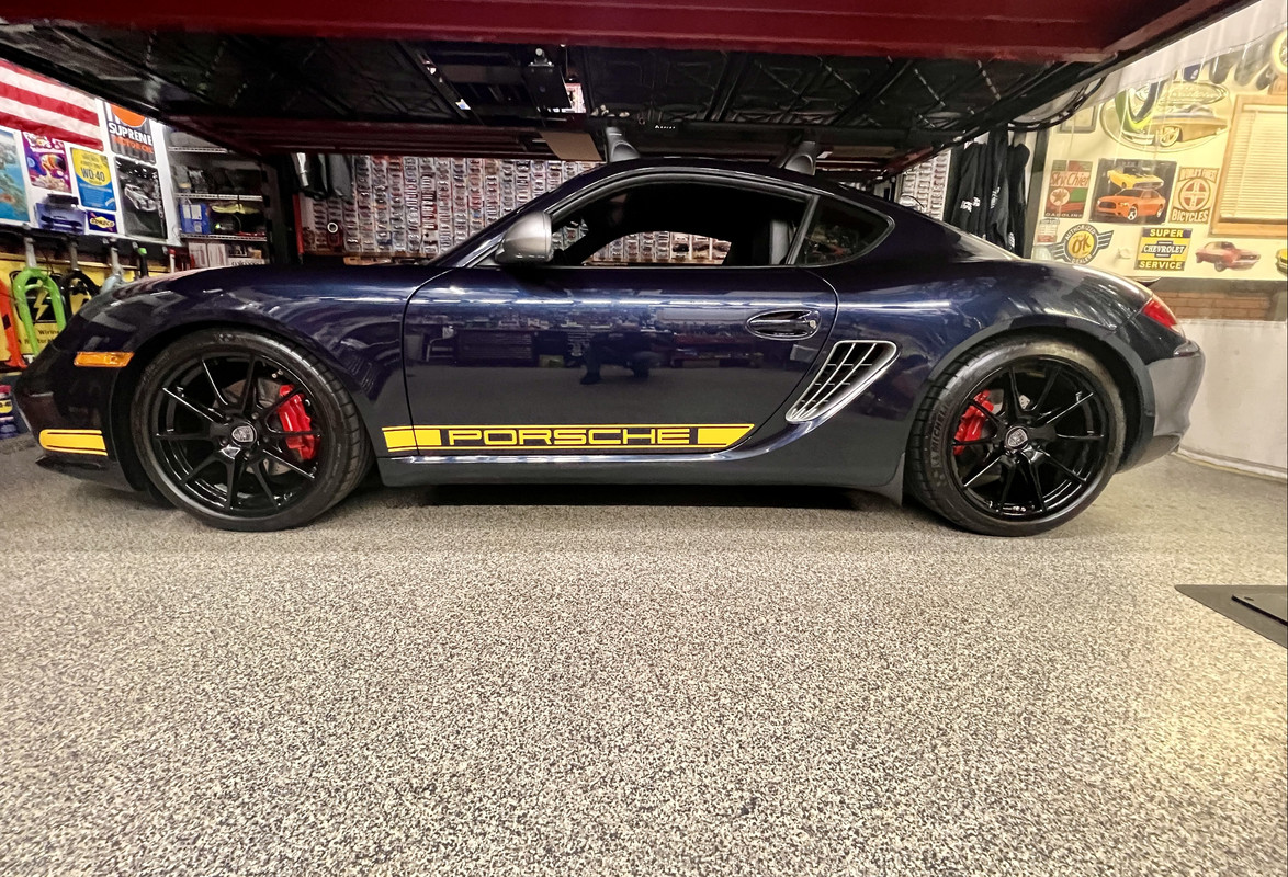 78984409-AB68-4396-AA8D-D8AAC4E44D2A