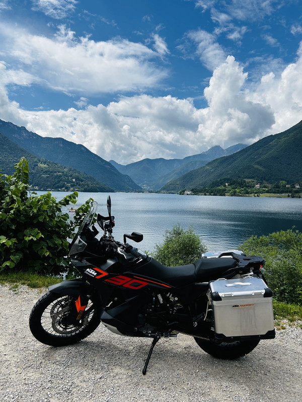 9EADE216-002D-4178-B77C-B1BF4DBDEE79