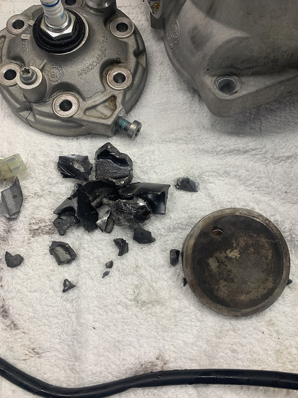 s1200_4A5EA8A5_F7B2_4ABE_90CD_12247A0CA995