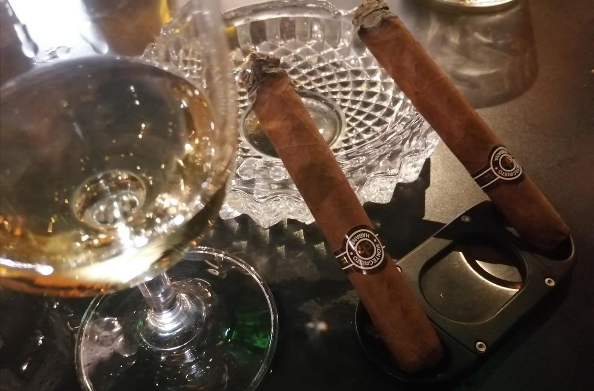 IMG_20220828_203900[1]