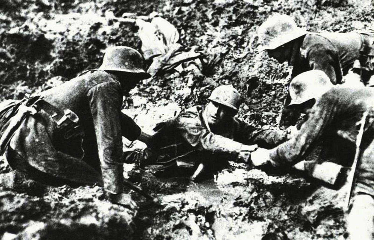 Verdun-Germ-Rescue-French.jpg