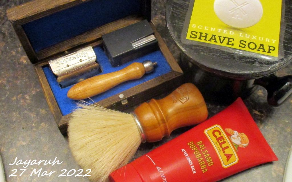 [Image: sos220327.jpg]