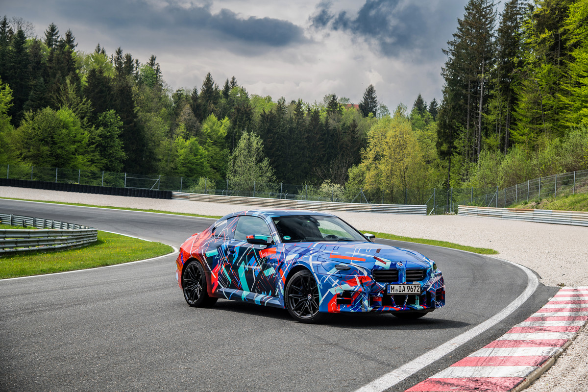 P90468043_highRes_the-all-new-bmw-m2-u