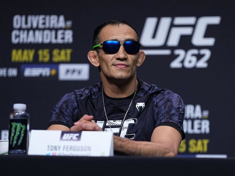 Осъдиха Тони Фъргюсън на една година пробация