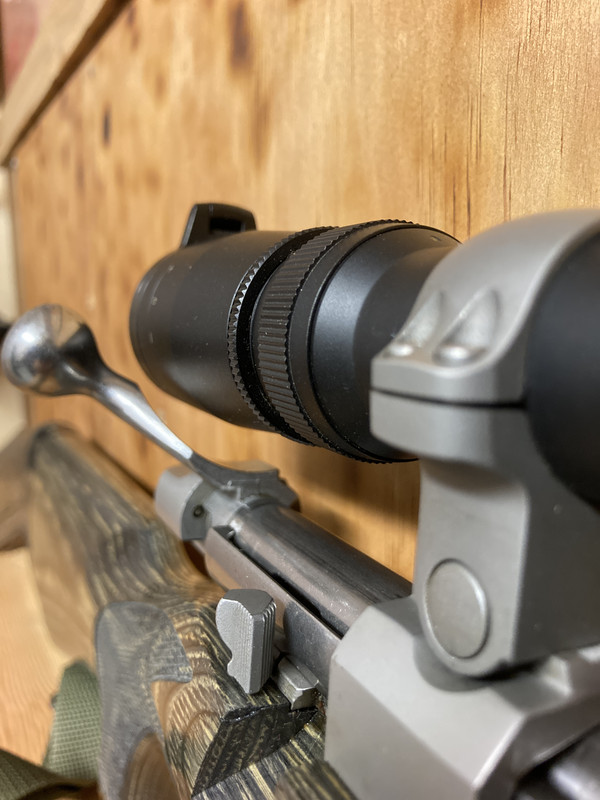 8FF7D1AA-6D3E-4744-ACB3-23A060BE2861