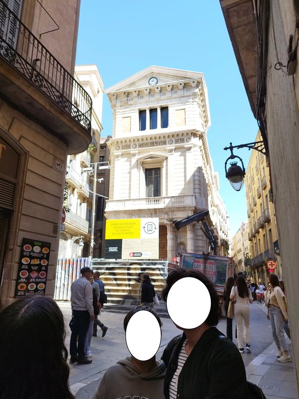 Barcelona 2025 - Blogs de España - Dia 2. Jueves 17 de Abril. El barrio gótico. (14)