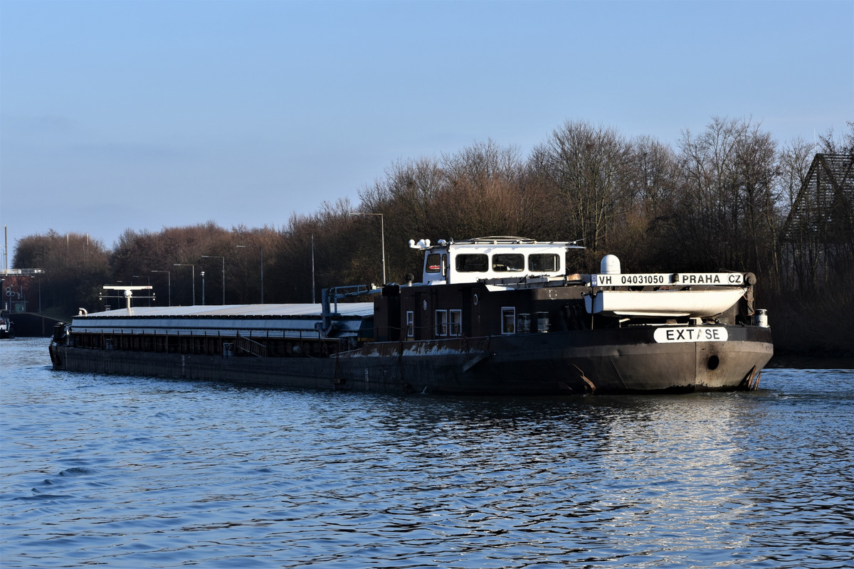 2023.01.28b4 Extase (1940x1293)