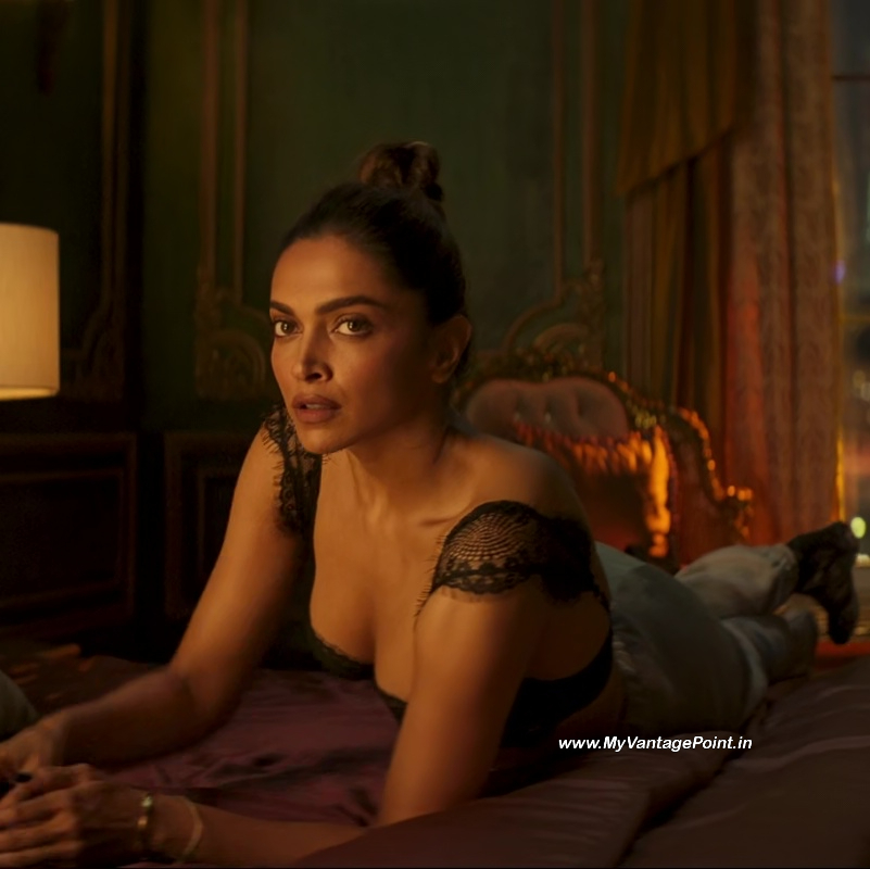 113-Deepika-Padukone-Hot-Scene-in-Pathaan-Movie-with-Shah-Rukh-Khan-My-Vantage-Point