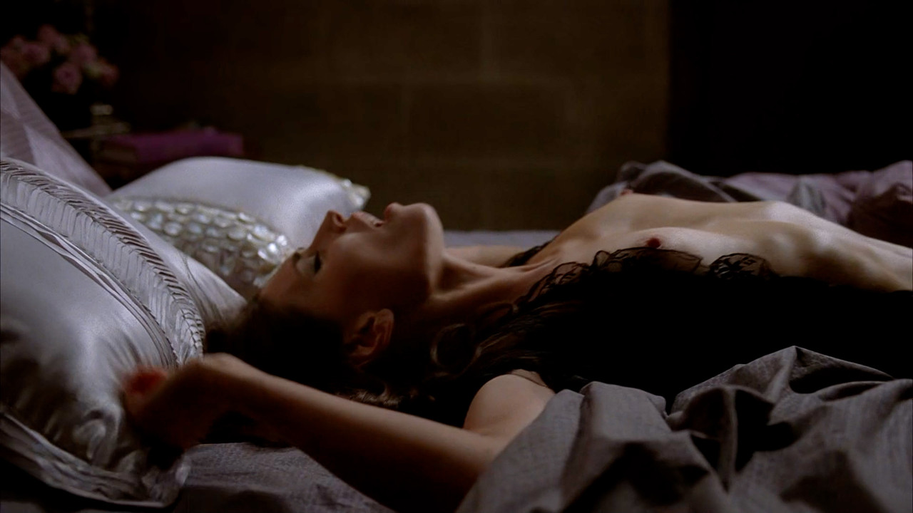 Karolina Wydra True Blood 00 01 23 14 Still007