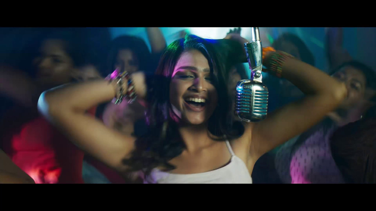 vlcsnap-2023-12-18-00h40m20s892