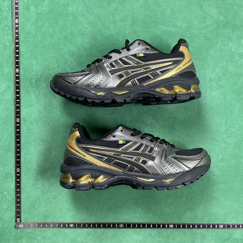 496、TOGA x Asics Gel-Cumulus 16