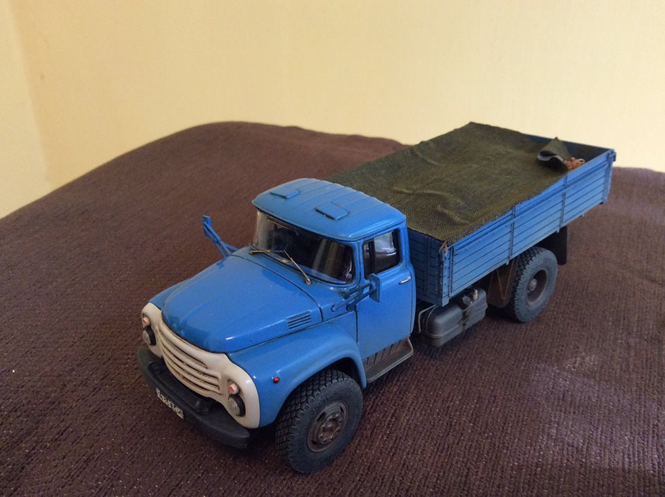 21558619_860581584100727_773244246895458829_n