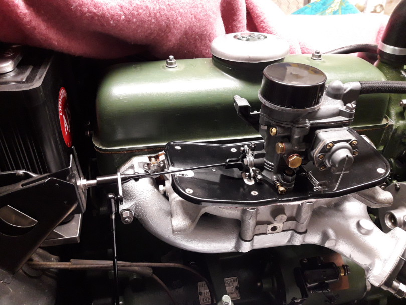 Montage carburateur et tringlerie