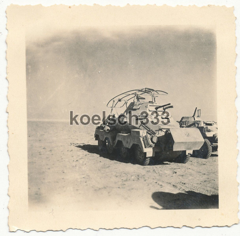 Foto Deutsches Afrika Korps 8 Rad Funk Panzerspähwagen mit PaK Schutz Kennung !