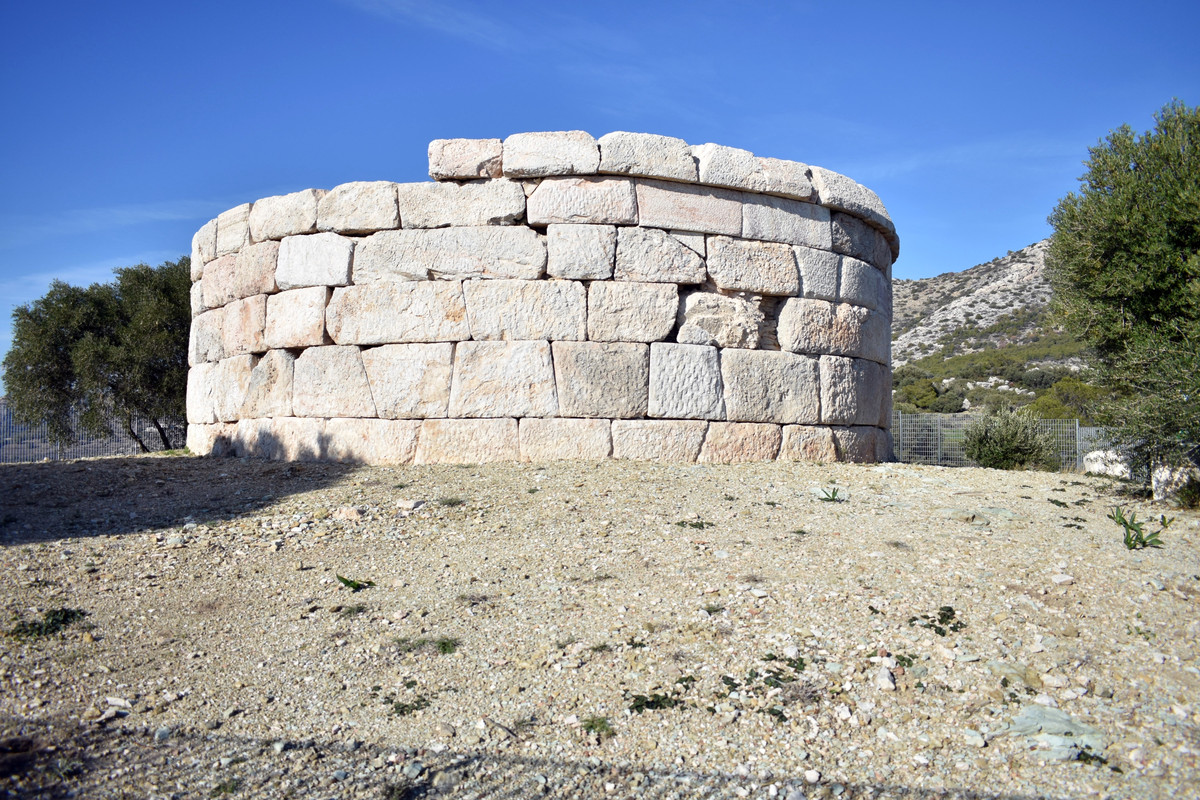 Ταφικό Μνημείο (7)