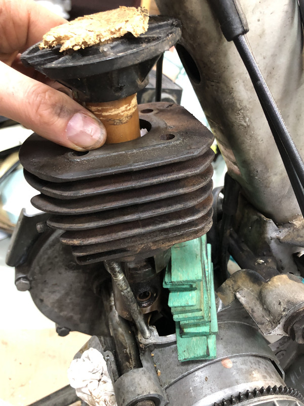 Viejos Pistón y cilindro 1