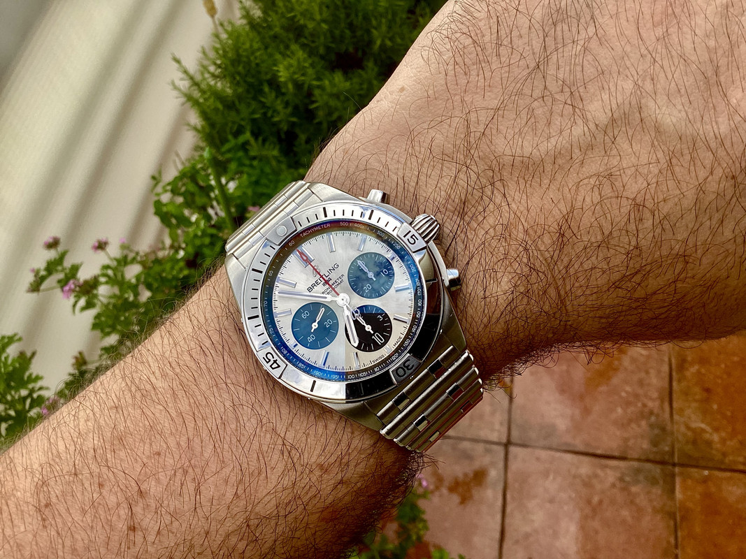 E9F4AF25-D1B5-46B7-9B4E-61B511314BE2