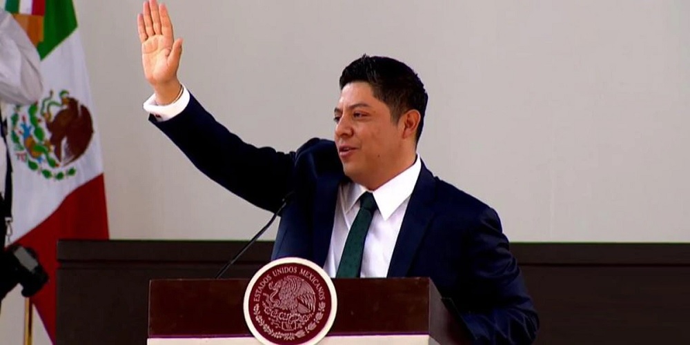 Samuel García lleva agua de Veracruz a Nuevo León