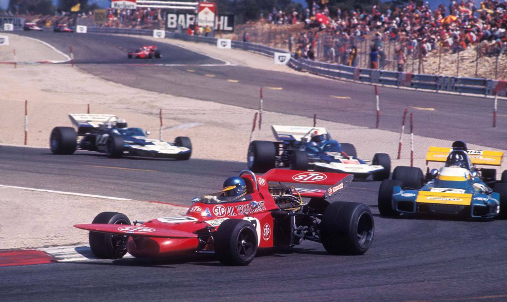 ronnie_peterson___graham_hill__france_1971__by_f