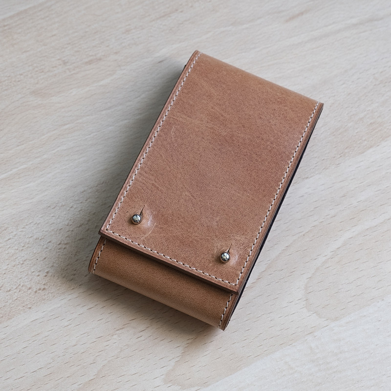 Présentation Atelier Romane - Page 16 Camel-travel-case
