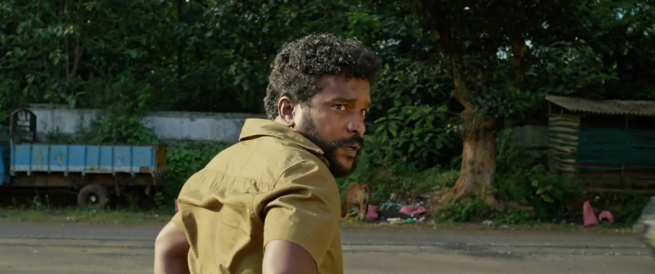 Thappinchuku Thiruguvadu Dhanyudu Sumathi 2024 WebRip [Telugu] 480p, 720p ESub Screenshot